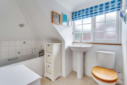 Whitehouse Road, Woodcote, South Oxfordshire, Image 26