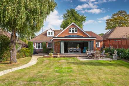 Whitehouse Road, Woodcote, South Oxfordshire, Image 5