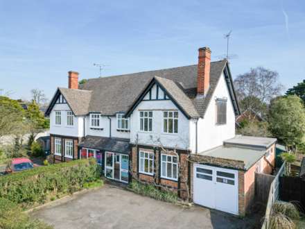Woodcote Road, Caversham Heights, Image 1