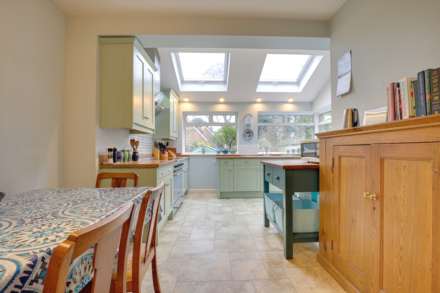 Woodcote Road, Caversham Heights, Image 11
