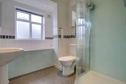 Woodcote Road, Caversham Heights, Image 21