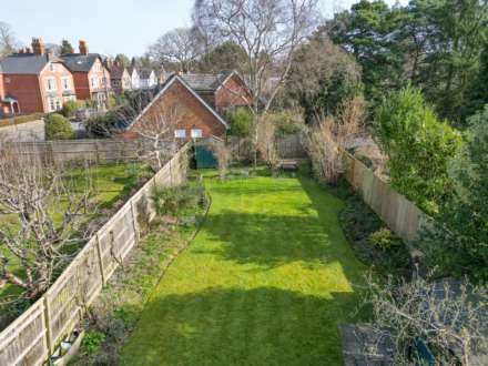 Woodcote Road, Caversham Heights, Image 25