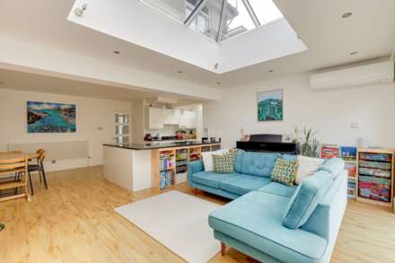Hemdean Road, Caversham, Image 13