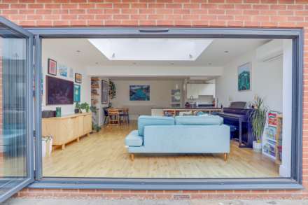Hemdean Road, Caversham, Image 14
