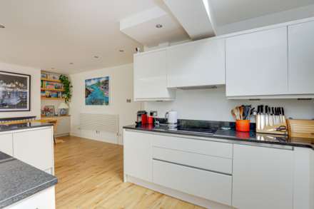 Hemdean Road, Caversham, Image 19