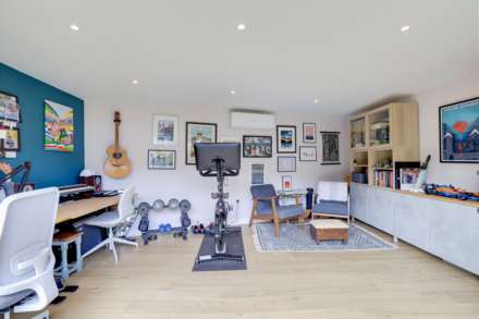 Hemdean Road, Caversham, Image 9