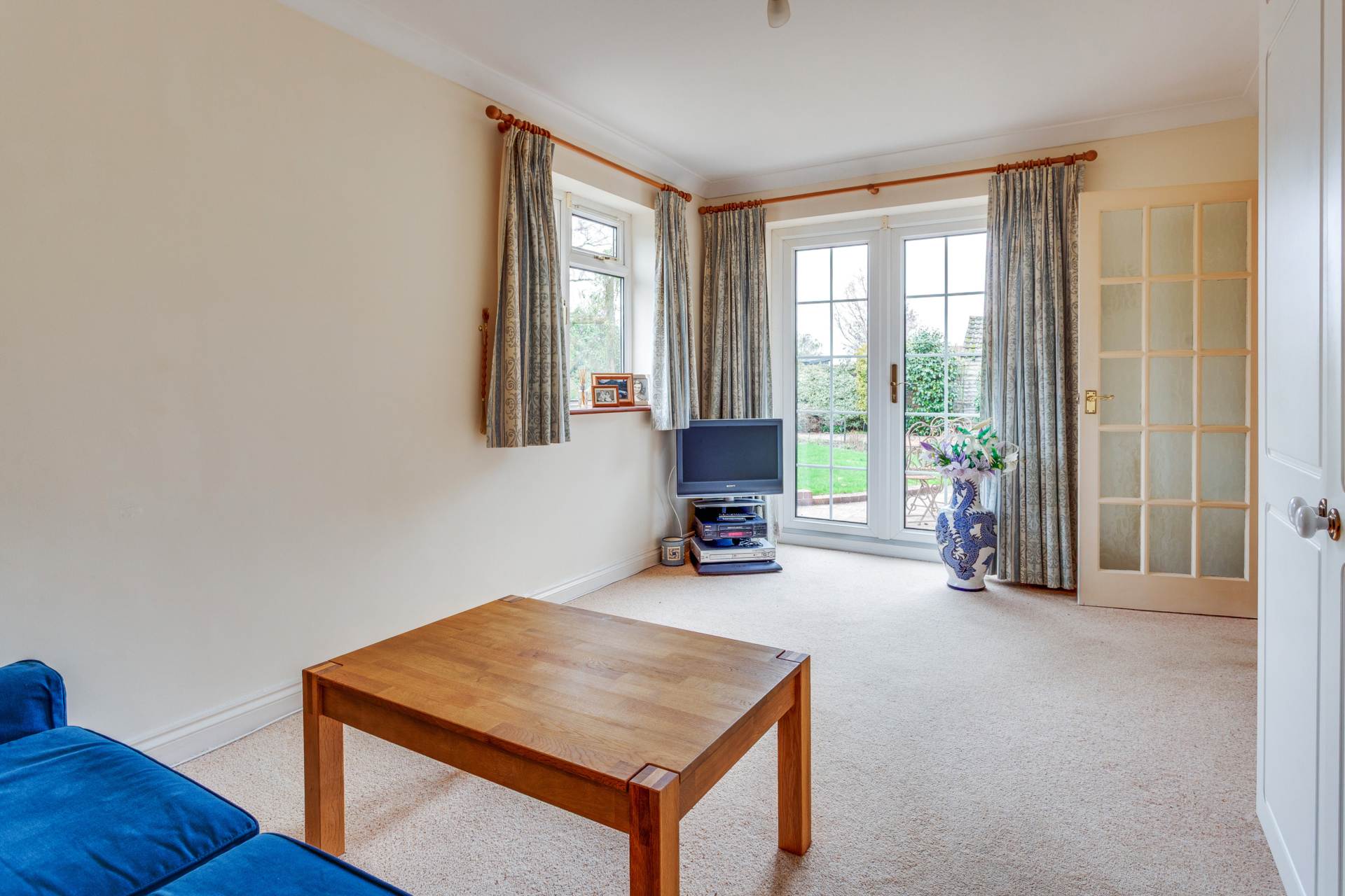 Russell Road, Tokers Green, South Oxfordshire, Image 13