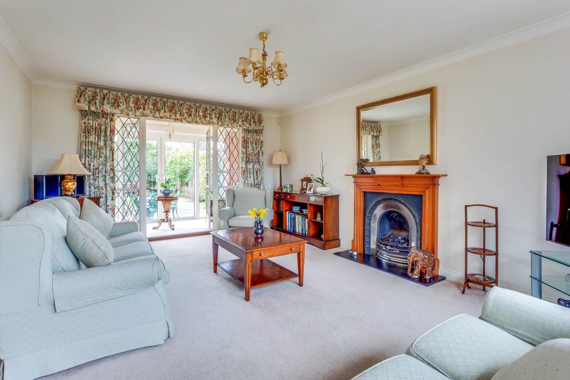 Russell Road, Tokers Green, South Oxfordshire, Image 3