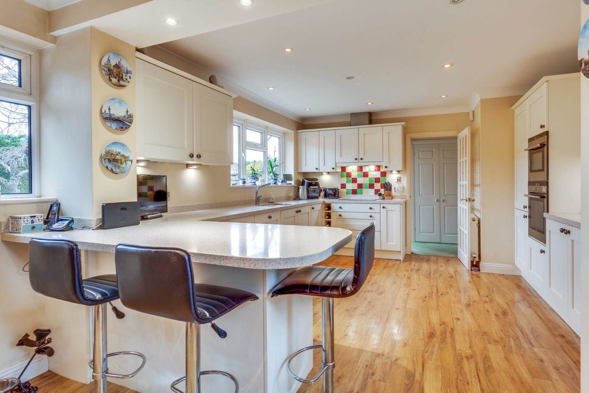 Russell Road, Tokers Green, South Oxfordshire, Image 7