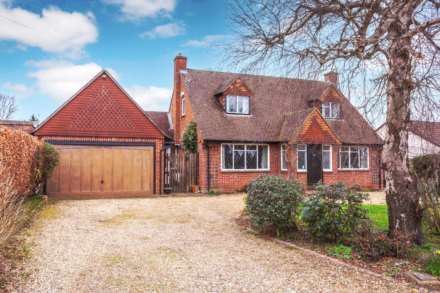 3 Bedroom Detached, Russell Road, Tokers Green, South Oxfordshire