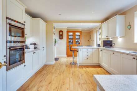 Russell Road, Tokers Green, South Oxfordshire, Image 2