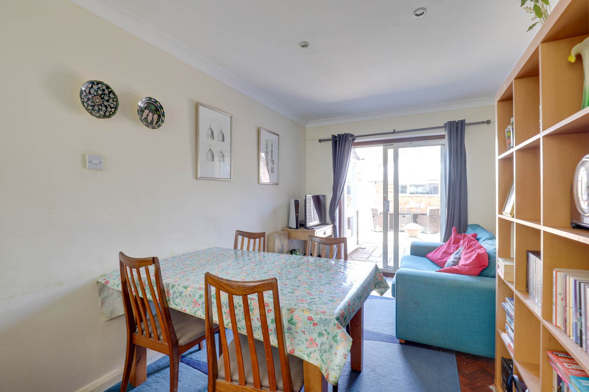 Ellesmere Close, Caversham, Image 11