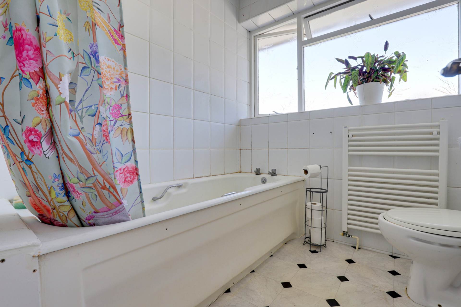 Ellesmere Close, Caversham, Image 14