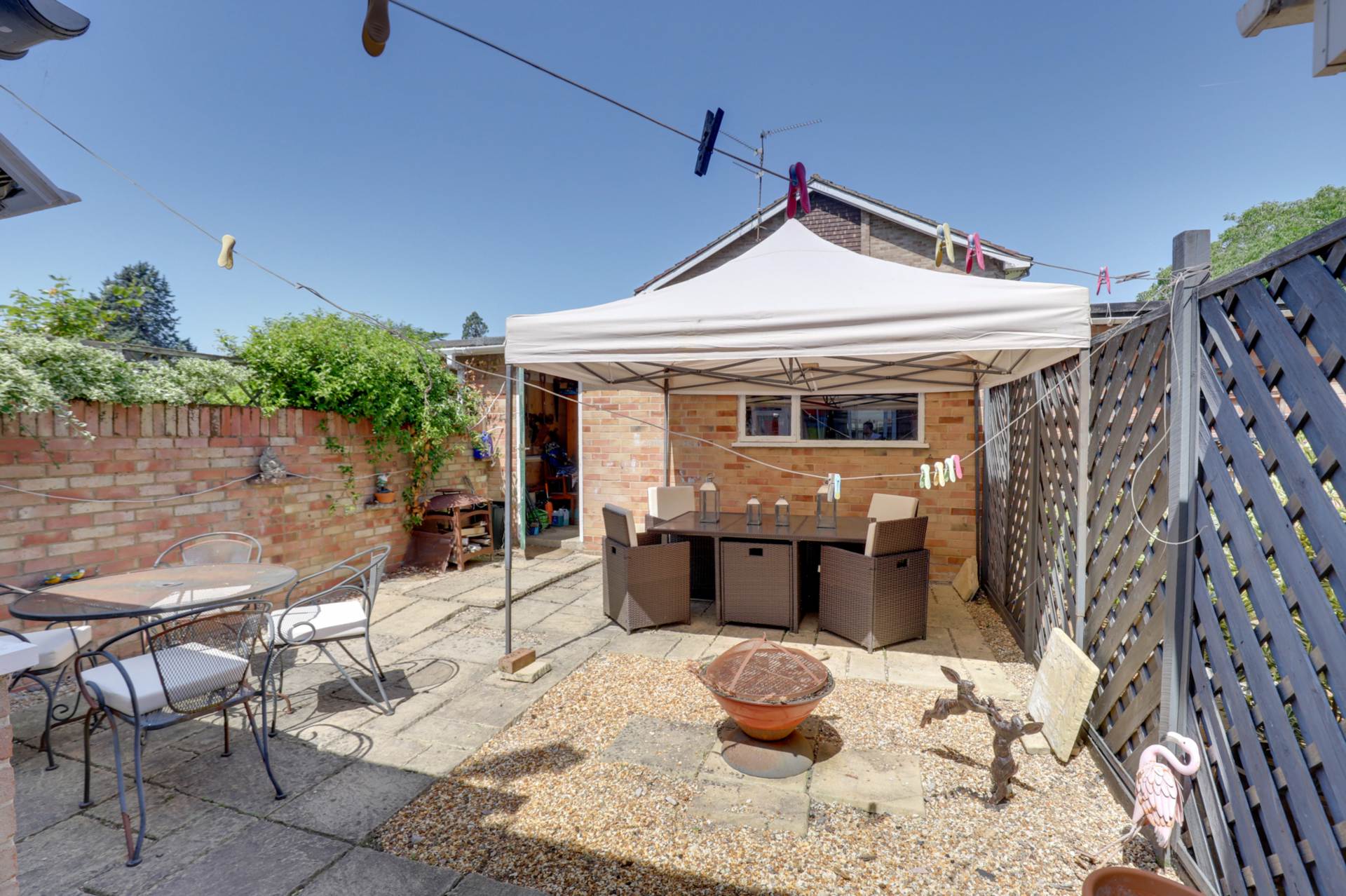 Ellesmere Close, Caversham, Image 2
