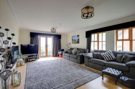 Upper Warren Avenue, Caversham Heights, Image 3