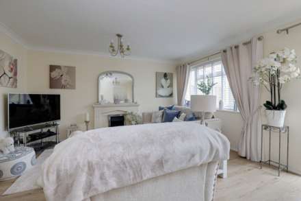 Ragley Mews, Caversham, Image 10