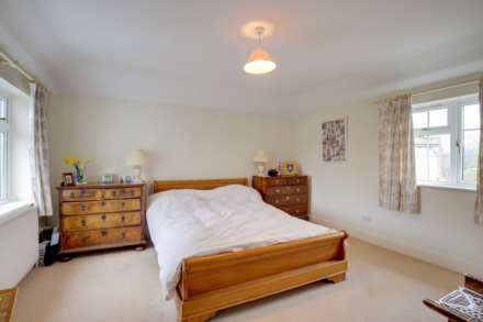 Geoffreyson Road, Caversham Heights, Reading, Image 11