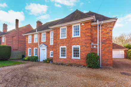 5 Bedroom Detached, Woodcote Road, Caversham Heights, Reading