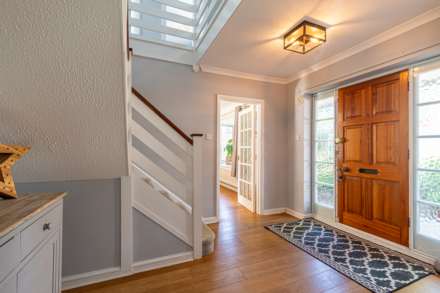 Picton Way, Caversham, Image 10