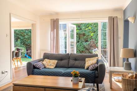 Picton Way, Caversham, Image 13