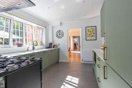 Picton Way, Caversham, Image 17