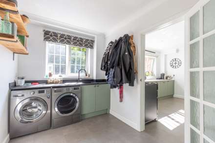 Picton Way, Caversham, Image 19