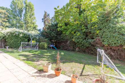 Picton Way, Caversham, Image 30