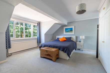 Picton Way, Caversham, Image 8