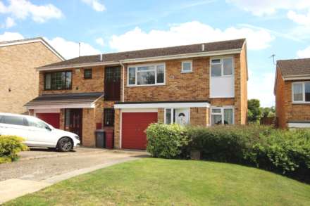 Framlingham Drive, Caversham Park Village, Reading