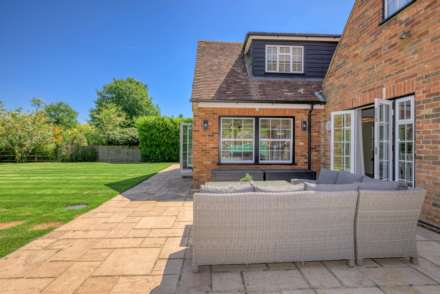 Wood Lane, Kidmore End, South Oxfordshire, Image 27