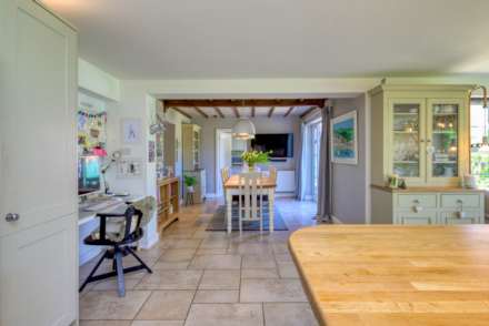 Wood Lane, Kidmore End, South Oxfordshire, Image 7