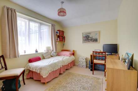 Hemdean Road, Caversham, Image 11