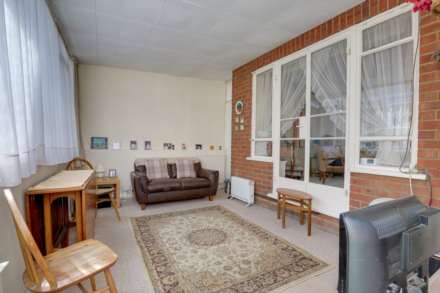 Hemdean Road, Caversham, Image 13