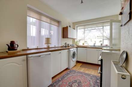 Hemdean Road, Caversham, Image 6