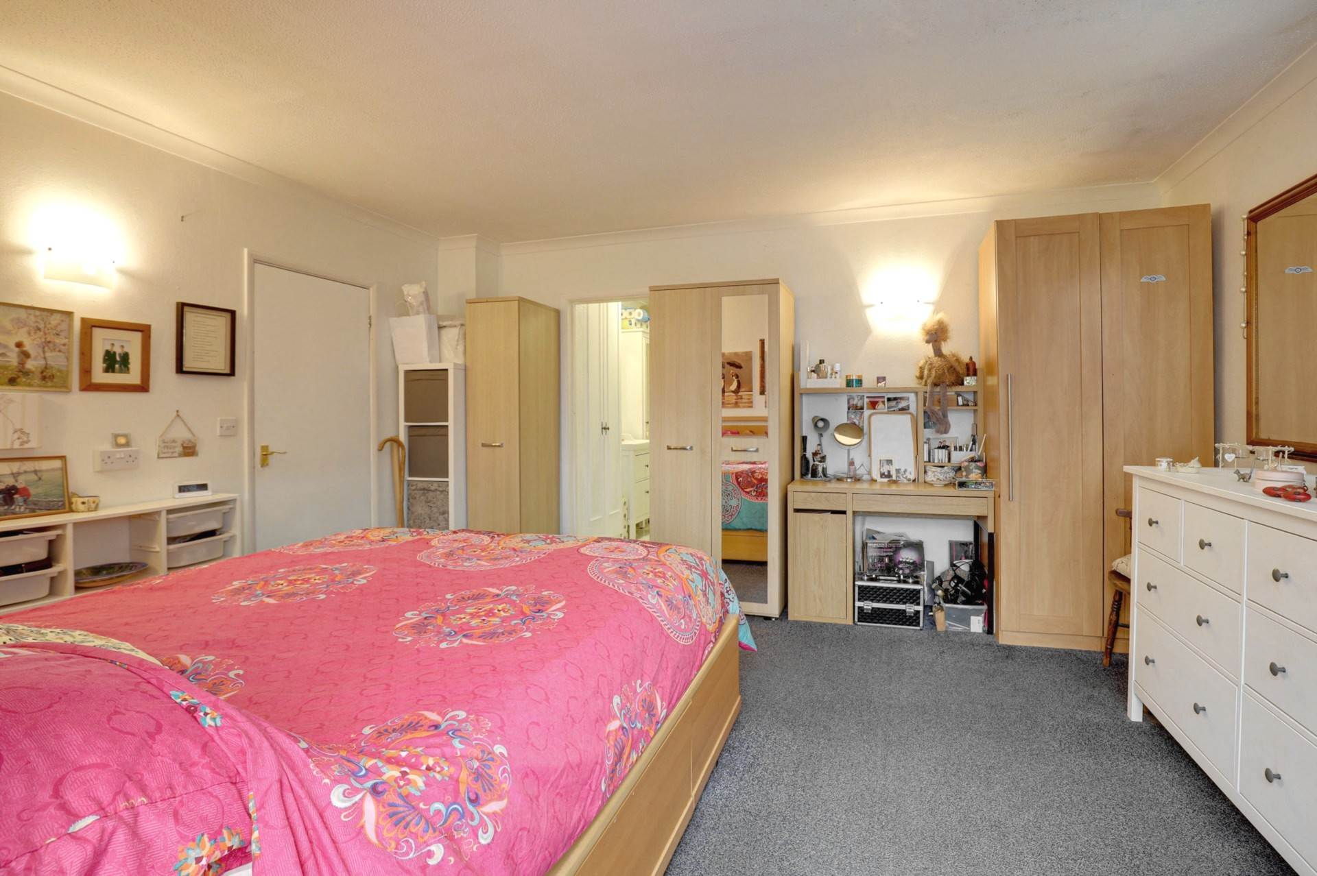 Woodlands Road, Sonning Common, Image 12