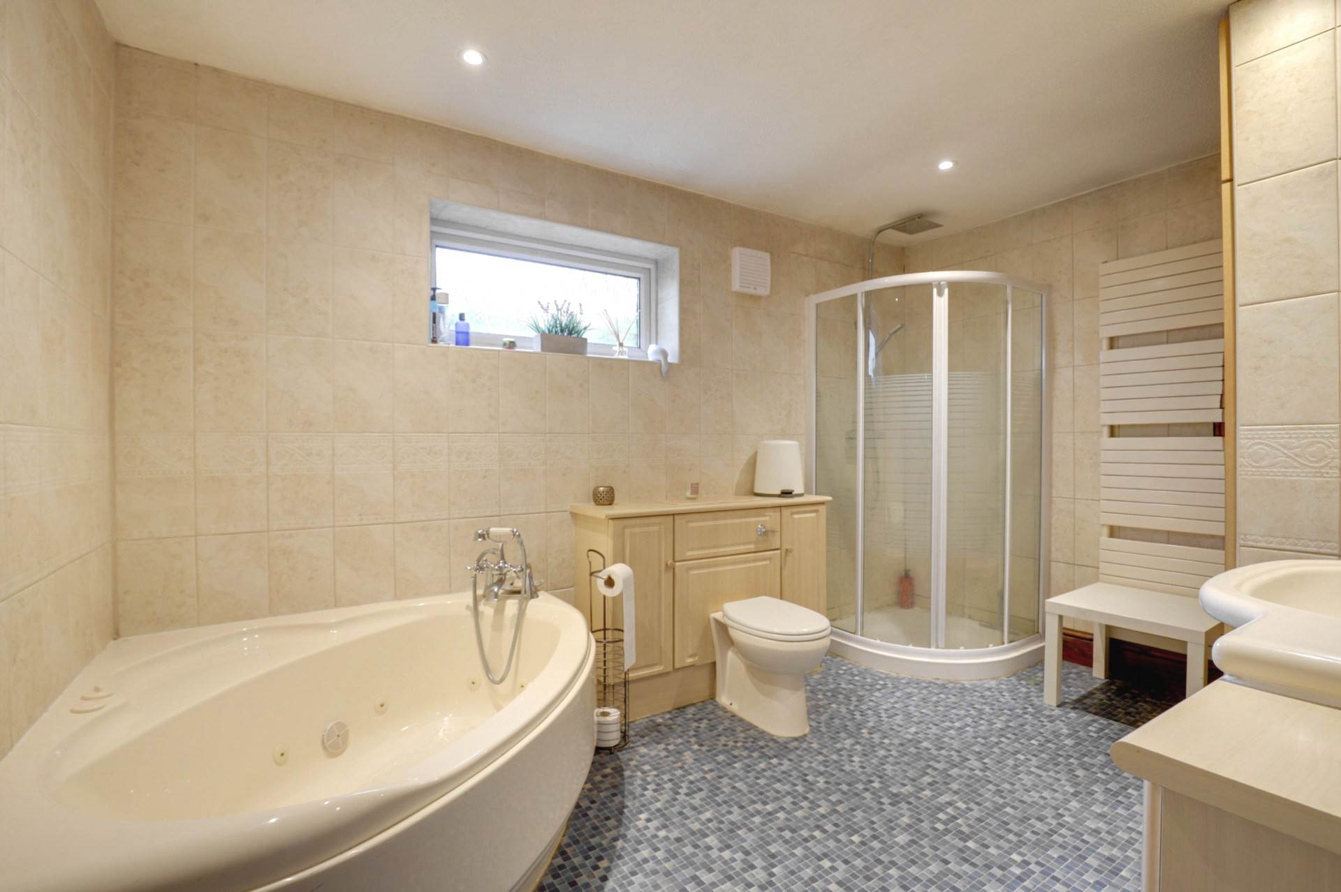 Woodlands Road, Sonning Common, Image 17