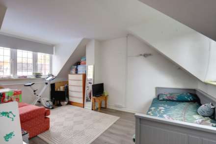 Woodlands Road, Sonning Common, Image 14