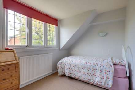 Woodlands Road, Sonning Common, Image 15