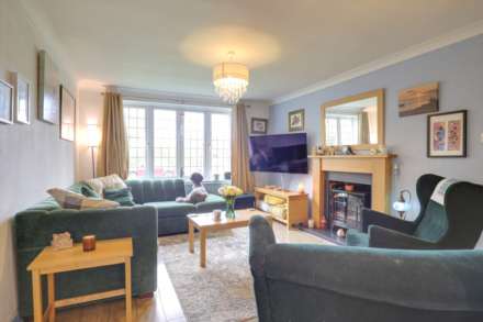 Woodlands Road, Sonning Common, Image 2