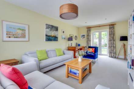 Russell Road, Tokers Green, South Oxfordshire, Image 13