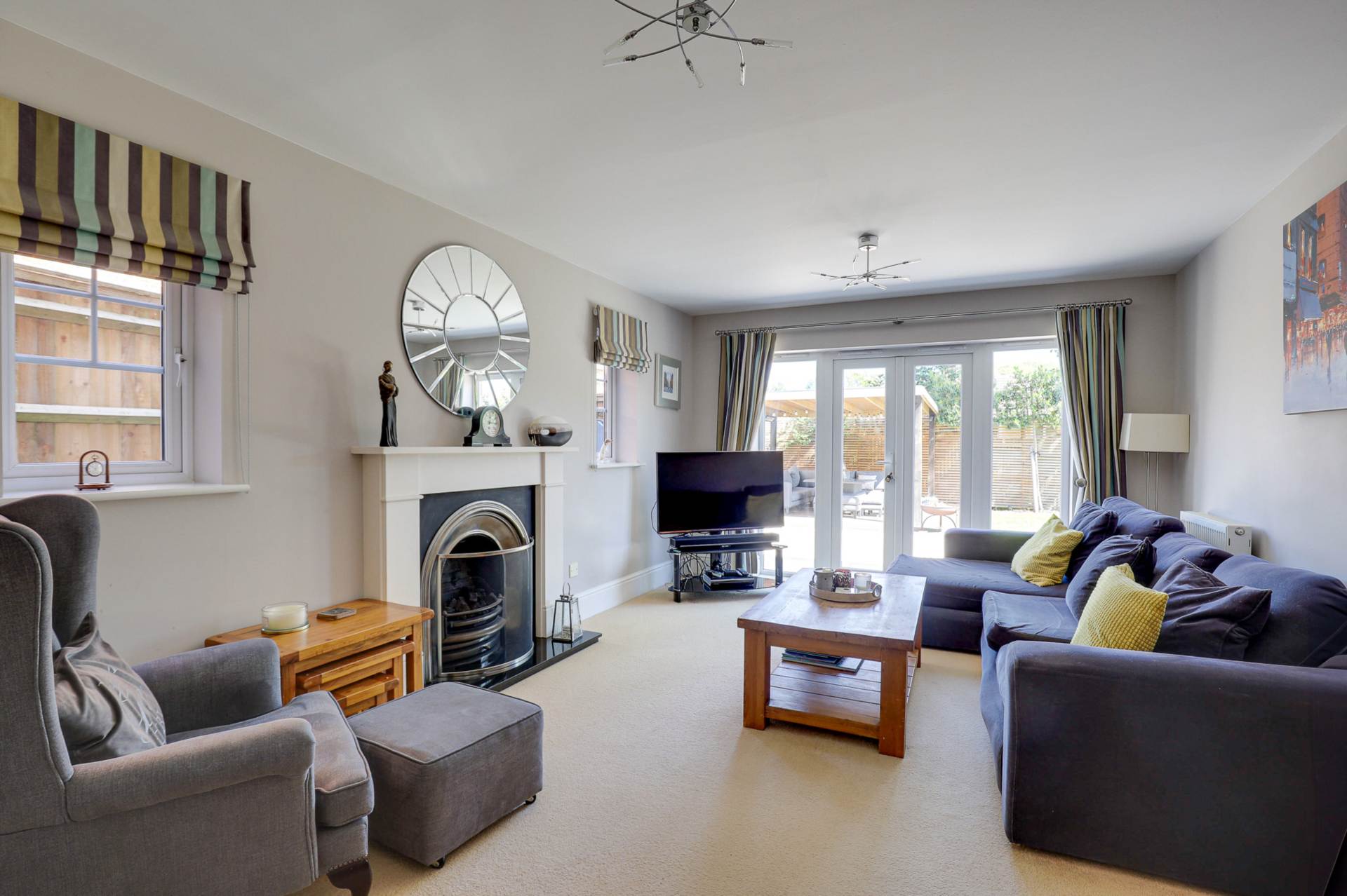 Charlotte Close, Caversham, Image 14