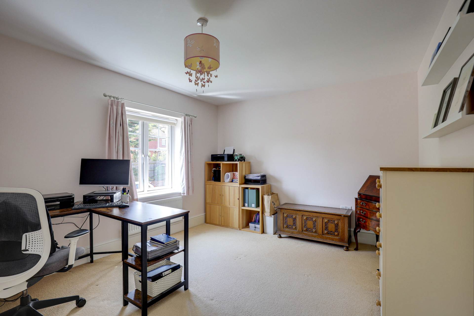 Charlotte Close, Caversham, Image 27
