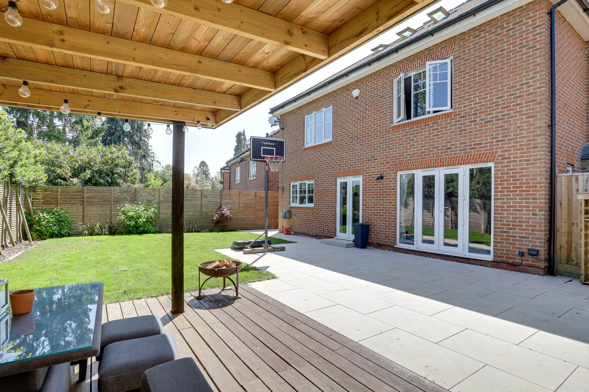 Charlotte Close, Caversham, Image 36