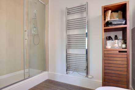 Charlotte Close, Caversham, Image 18