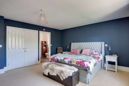 Charlotte Close, Caversham, Image 20