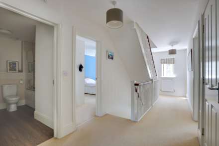 Charlotte Close, Caversham, Image 23