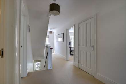 Charlotte Close, Caversham, Image 24