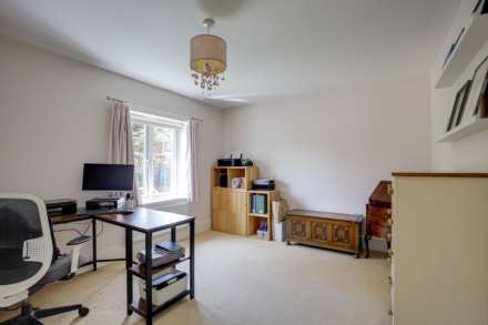 Charlotte Close, Caversham, Image 27