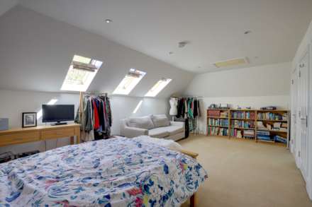 Charlotte Close, Caversham, Image 28