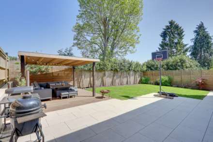 Charlotte Close, Caversham, Image 30